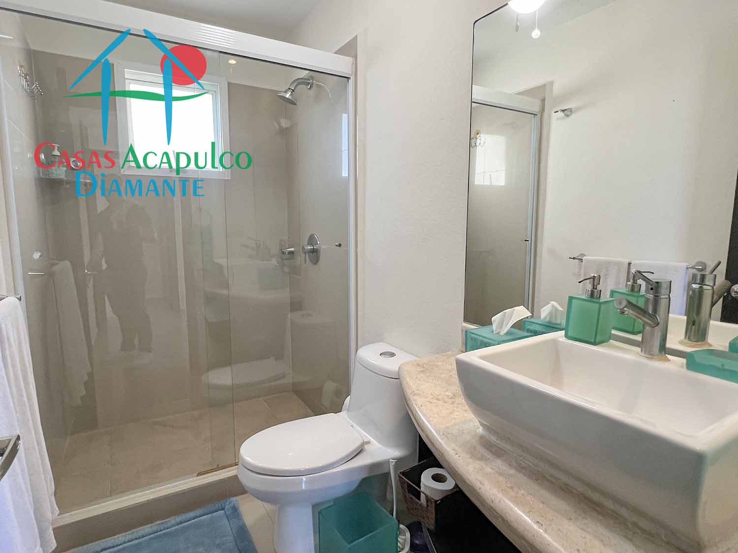 Pacífico Diamante Vela 201 - Baño completo 1